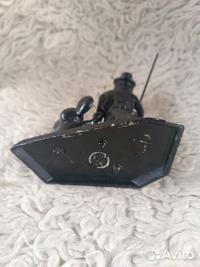 Чугунная статуэтка Гена крокодил и Чебурашка