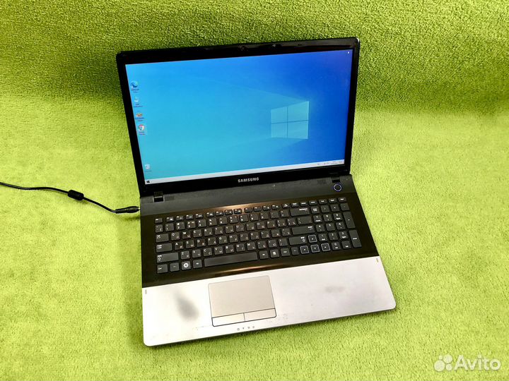 Samsung 4 ядра SSD 17.3 дюймов ноутбук