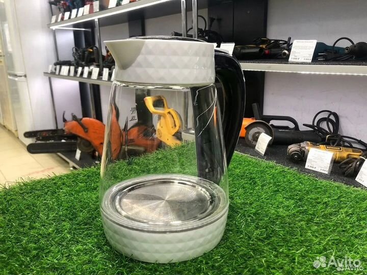 Новый чайник Polaris Since 1995 (кр90б)