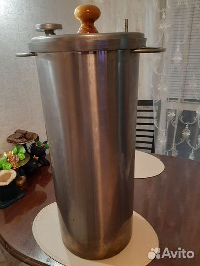 Коптильня горячего копчения Hanhi с гидрозамком