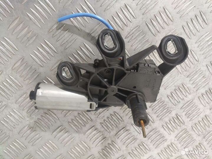 Моторчик заднего стеклоочистителя (дворника) Merce