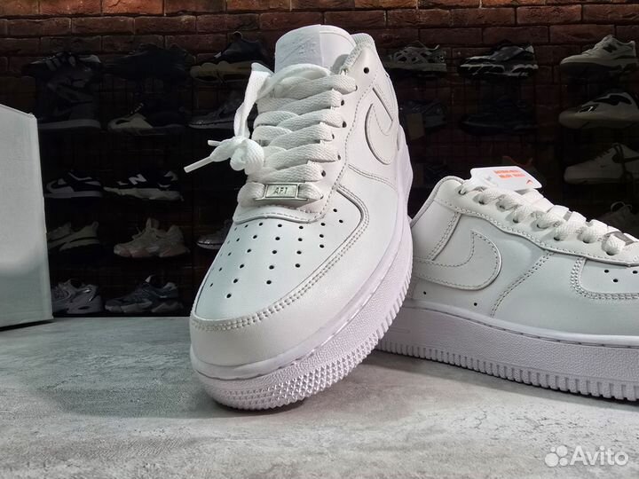 Nike air force 1 belyye