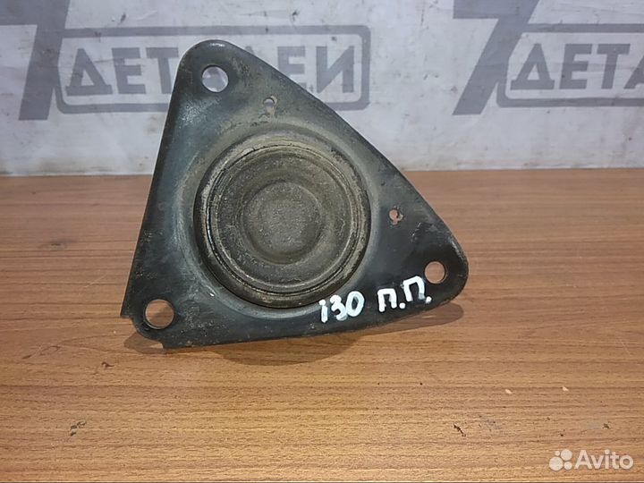 Кронштейн двигателя передний правый Hyundai i30