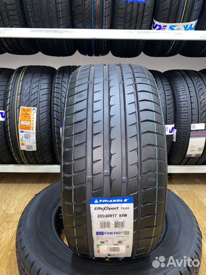 Triangle EffeXSport TH202 205/40 R17 84W