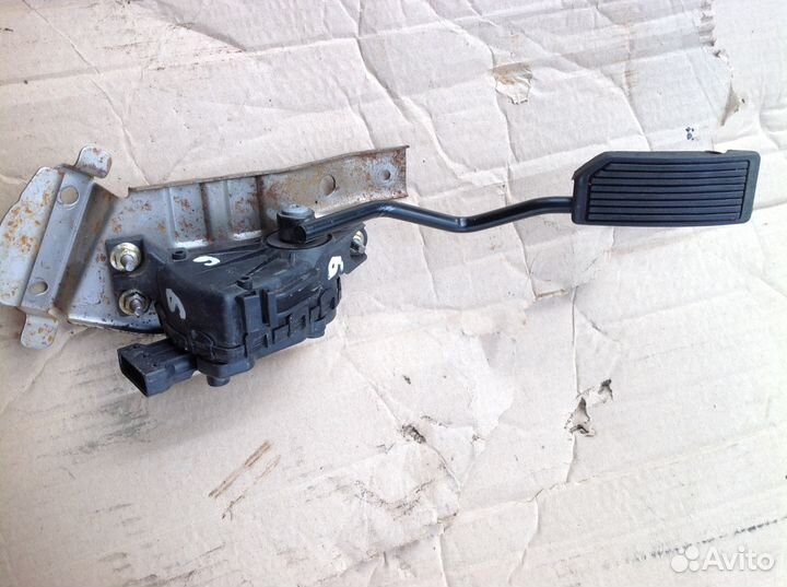 Nissan almera N16,Primera(P12E) педаль газа