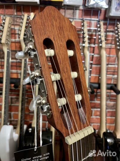 Гитара классическая Cort 3/4