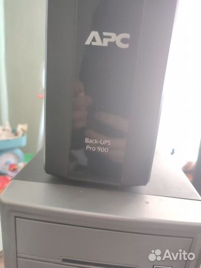 Ибп APC Back-UPS Pro 900