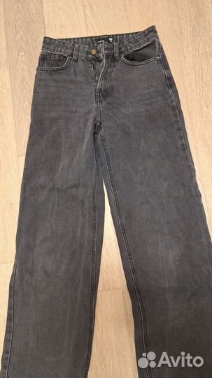 Джинсы широкие