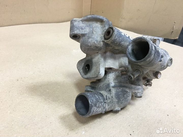 Корпус термостата Mitsubishi Lancer 10 4B11