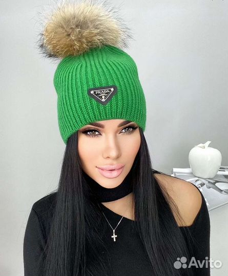 Шапка женская зимняя на флисе Prada