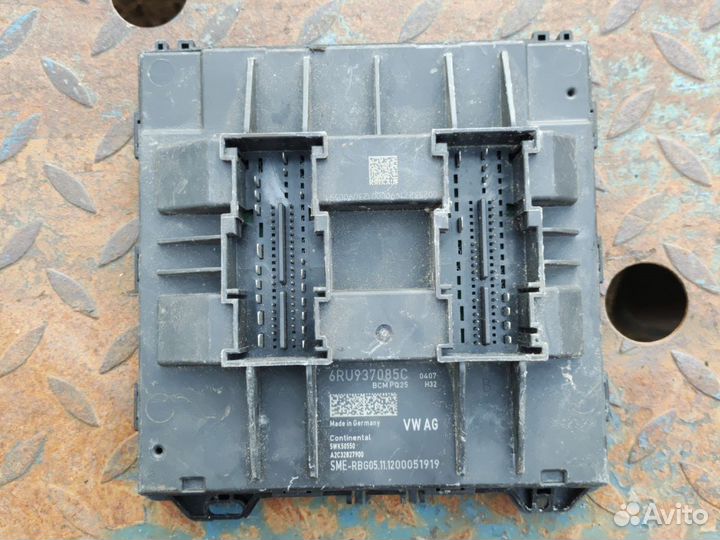 Блок комфорта Фольксваген поло седан 6RU937085C