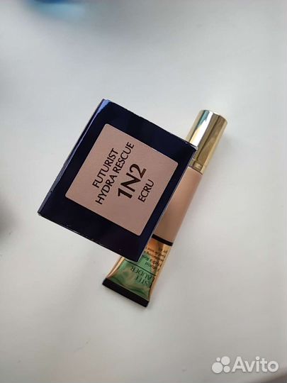 Крем тональный Estee lauder futurist