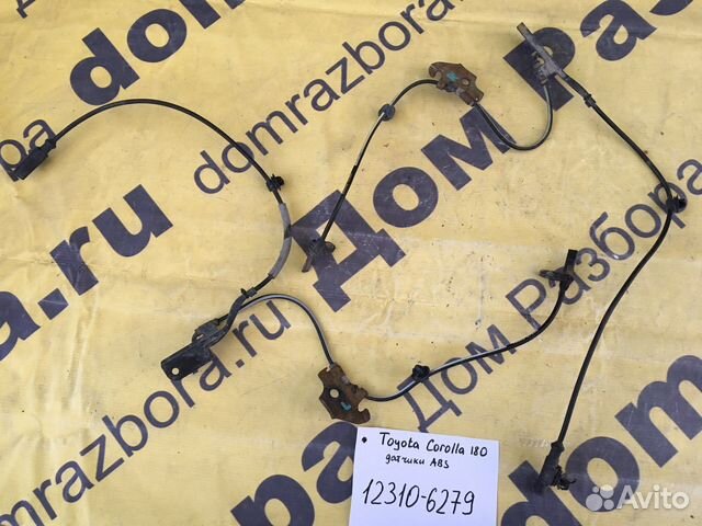 Передний датчик abs Toyota Corolla 180