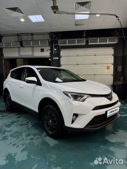 Toyota RAV4 2.0 CVT, 2017, 160 000 км