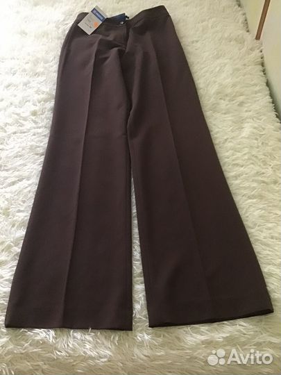 Брюки женские классические 42 размера