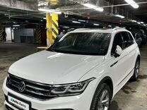 Volkswagen Tiguan 2.0 AMT, 2021, 118 000 км, с пробегом, цена 3 800 000 руб.