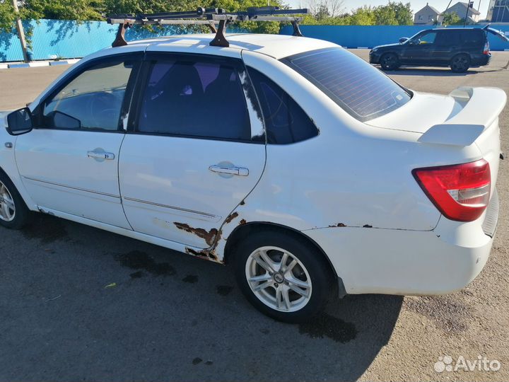 LADA Granta 1.6 МТ, 2012, 189 000 км