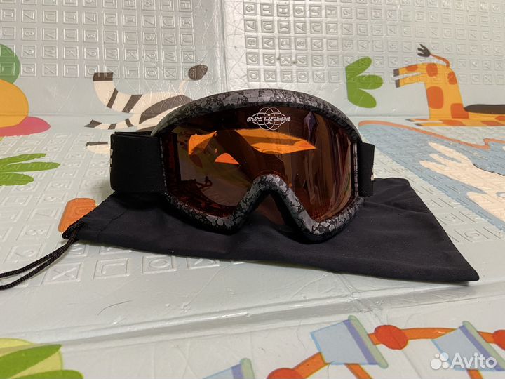 Горнолыжные очки