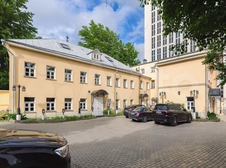 Здание, 913кв.м