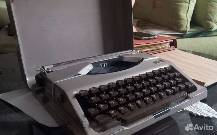 Печатная пишущая машинка производство Германия