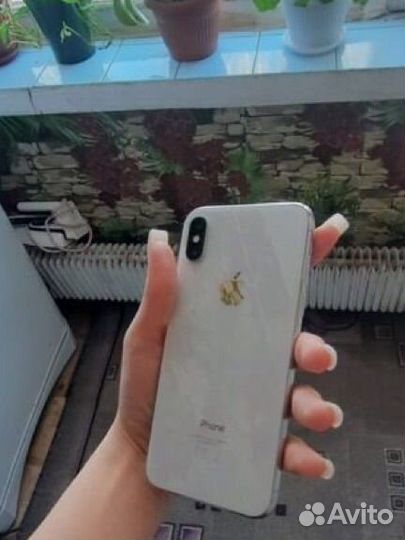 iPhone X, 64 ГБ