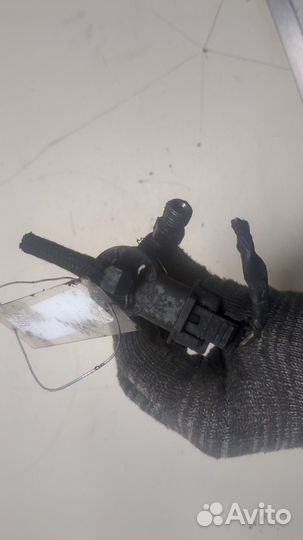 Форсунка топливная Jeep Liberty, 2002