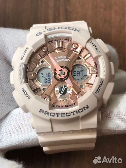 Женские часы Casio G-Shock GMA-S120MF-4A