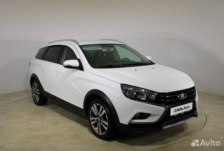 LADA Vesta Cross 1.8 МТ, 2018, 56 200 км