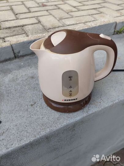 Чайник электрический бу не отключается сам