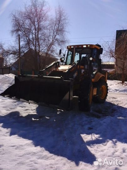Экскаватор погрузчик