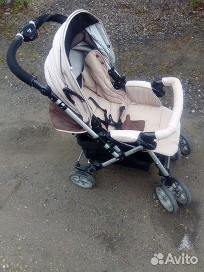 Продам коляску Clover Capella