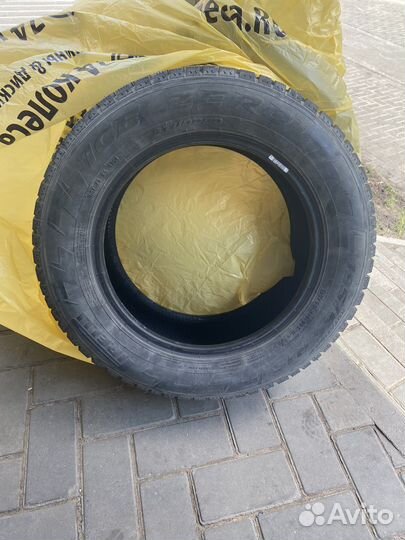 Pirelli Ice Zero 195/65 R15