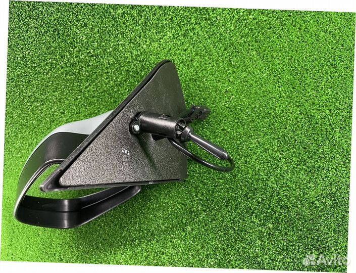 Зеркало правое Логан 2