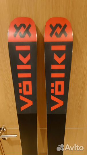 Горные лыжи Volkl M5 Mantra