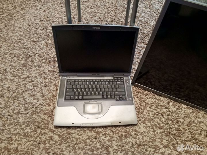 Ноутбук compaq