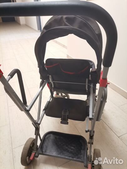 Коляска для погодок