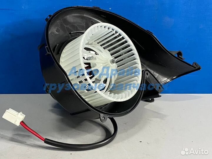 Вентилятор отопителя Вольво фш4 с 2013 г.в