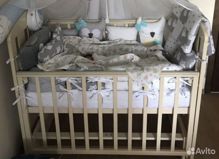 Детская кроватка