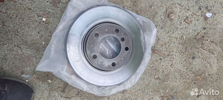 Тормозной диск перед. бмв е46