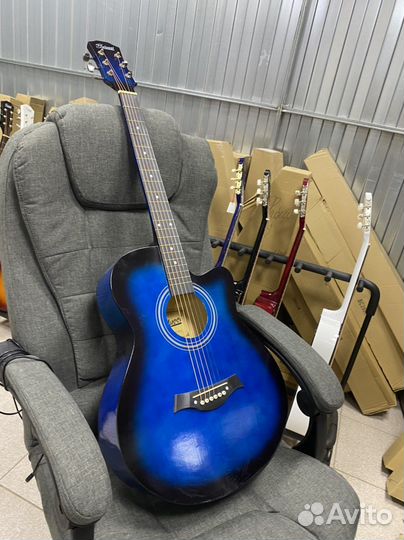 Акустическая гитара