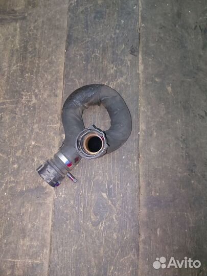 Патрубок радиатора верхний 4F0121101F Audi A6 C6