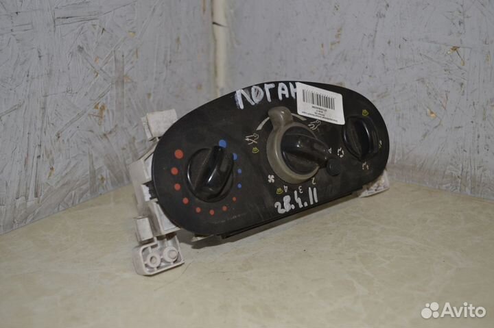 Блок управления печкой Renault Logan