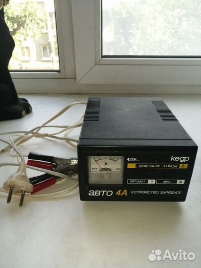 Зарядное устройство Кедр авто 4А