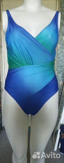 Купальники сплошной и раздельный