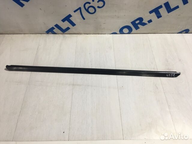 Уплотнитель стекла наружний LADA largus 1.6 мт к4м