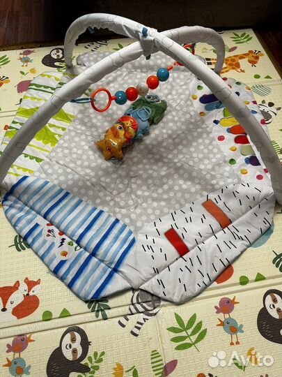 Развивающий коврик