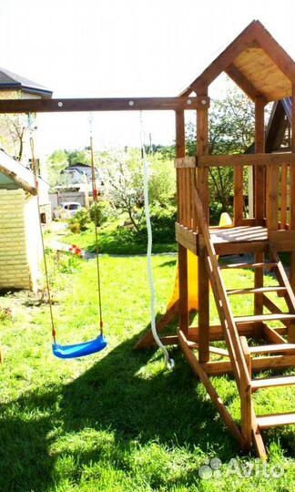 Детская деревянная площадка