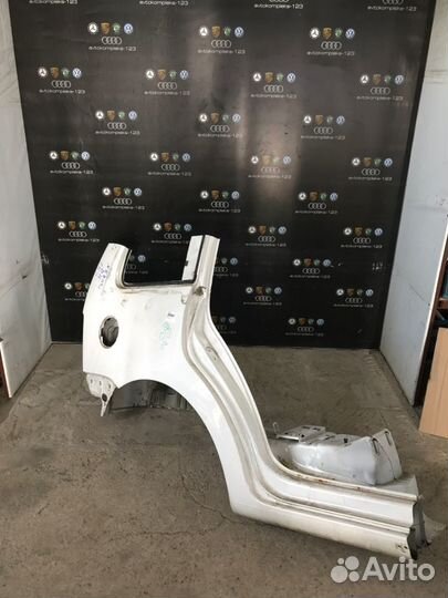 Крыло заднее правое Volkswagen Touran 1T cavc 2009