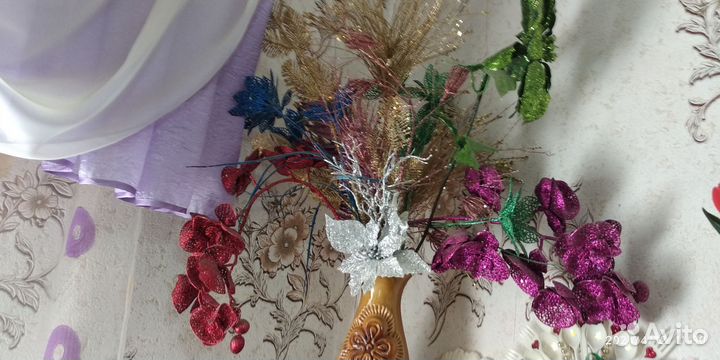 Картины из камней Уральских,цветов,ложек,вилок