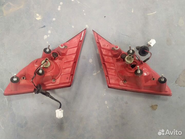 Фонари двери багажника Nissan Murano Z51